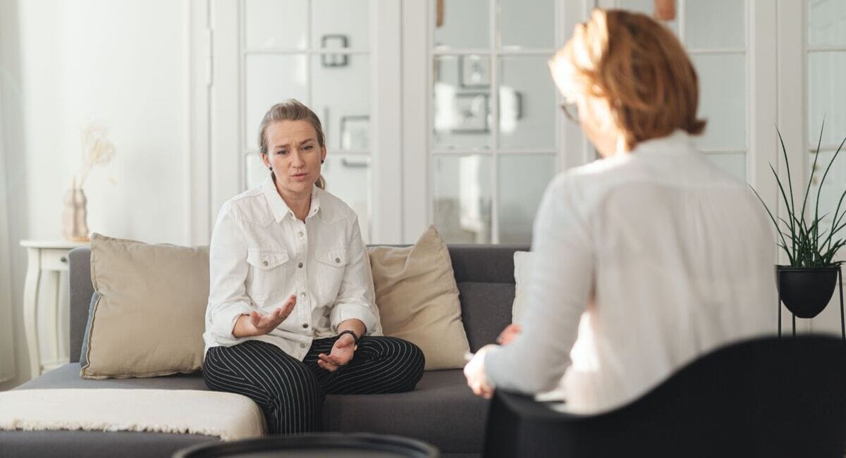 talk with divorce lawyer